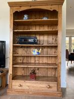 Grenen boekenkast, Ophalen, Met plank(en), Gebruikt, 100 tot 150 cm