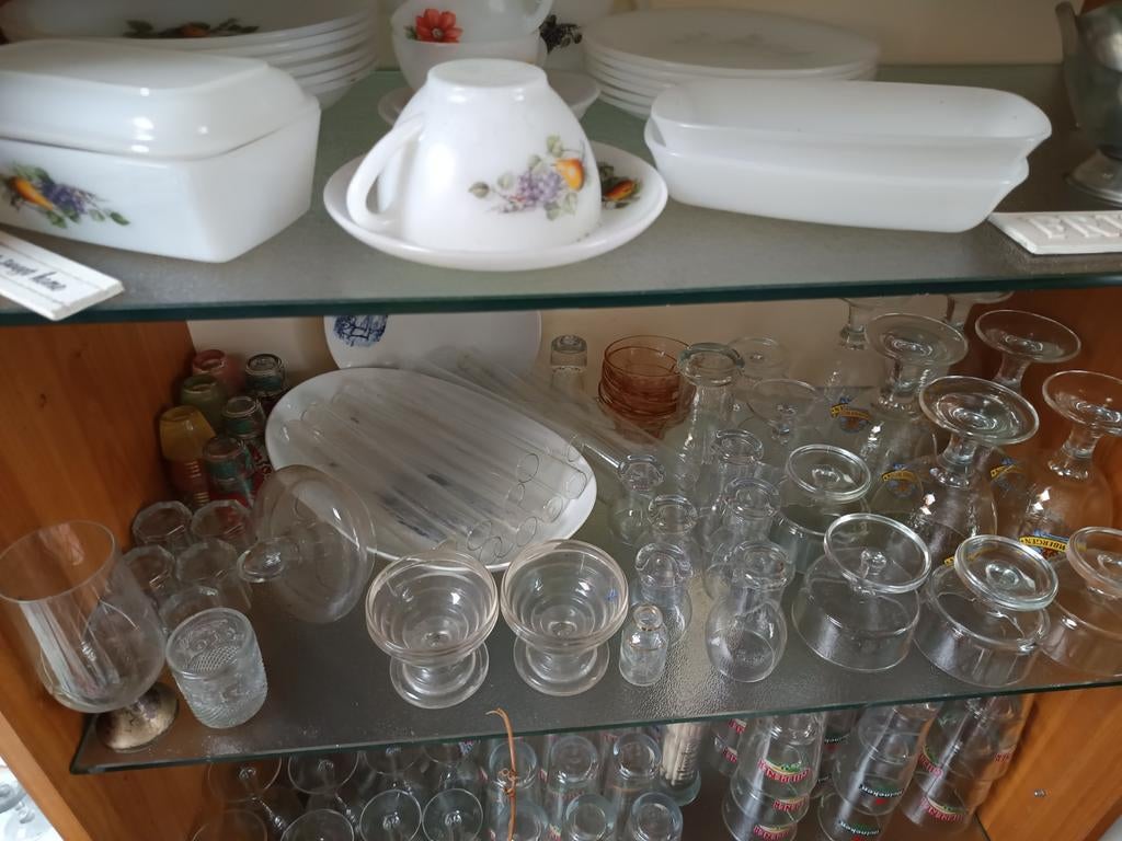 Glas en porselein, Ophalen