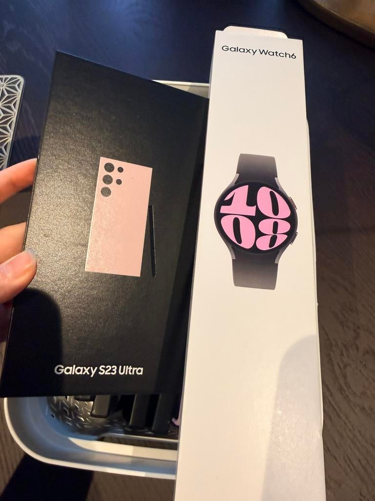 Samsung Galaxy S23 Ultra + samsung watch 6, Ophalen, Paars, Zo goed als nieuw, Zonder abonnement