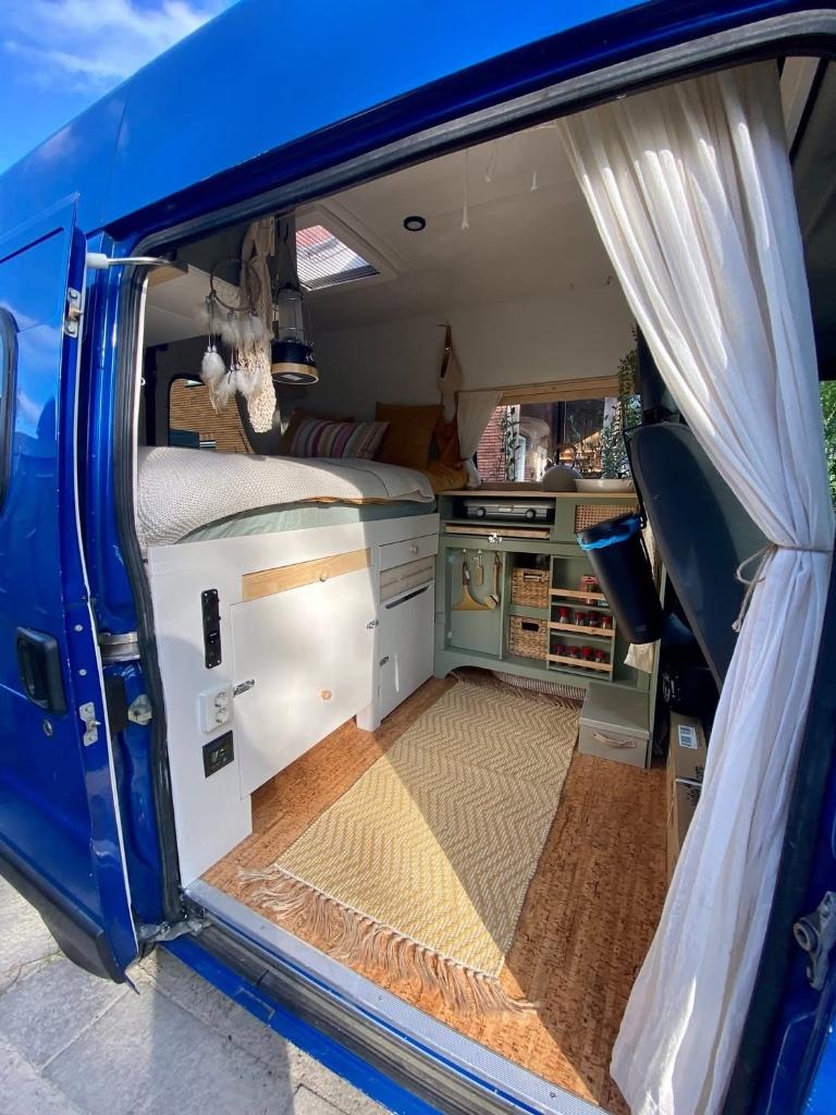 Unieke buscamper L1H2 klaar voor je mooie reis, Overige merken, Chemisch toilet, Tot en met 2, 7 tot 12 maanden geleden