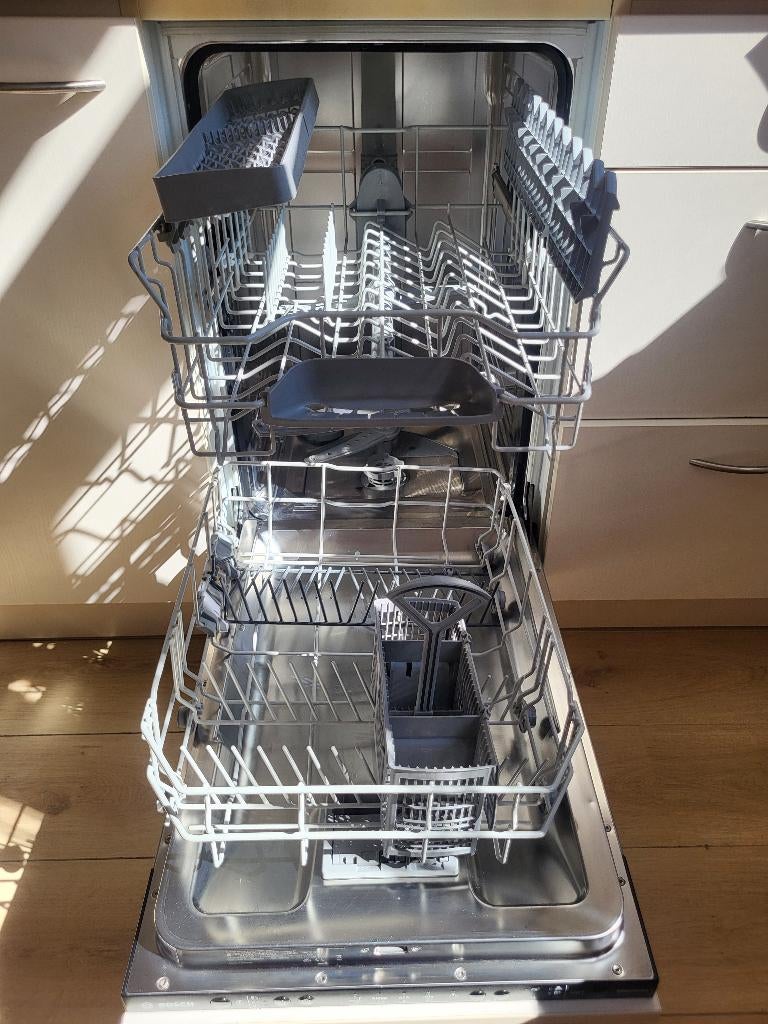 InbouwVaatwasser 45cm Bosch SilencePlus direct op te halen., Witgoed en Apparatuur, Vaatwasmachines, Ophalen, Gebruikt, Minder dan 85 cm