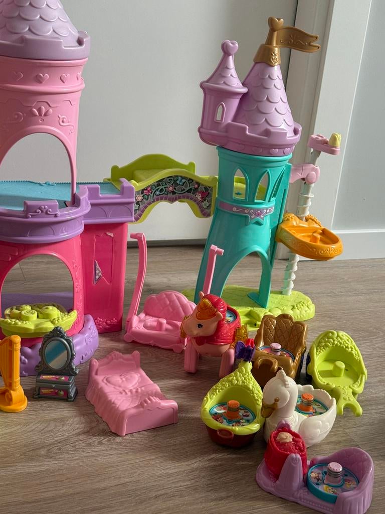 Kasteel little people prinsessen, Kinderen en Baby's, Ophalen, Zo goed als nieuw, Speelset, Met geluid