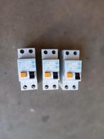 GE Serie m B16A aardlekschakelaar (3 stuks), Doe-het-zelf en Verbouw, Ophalen of Verzenden, Gebruikt, Schakelaar