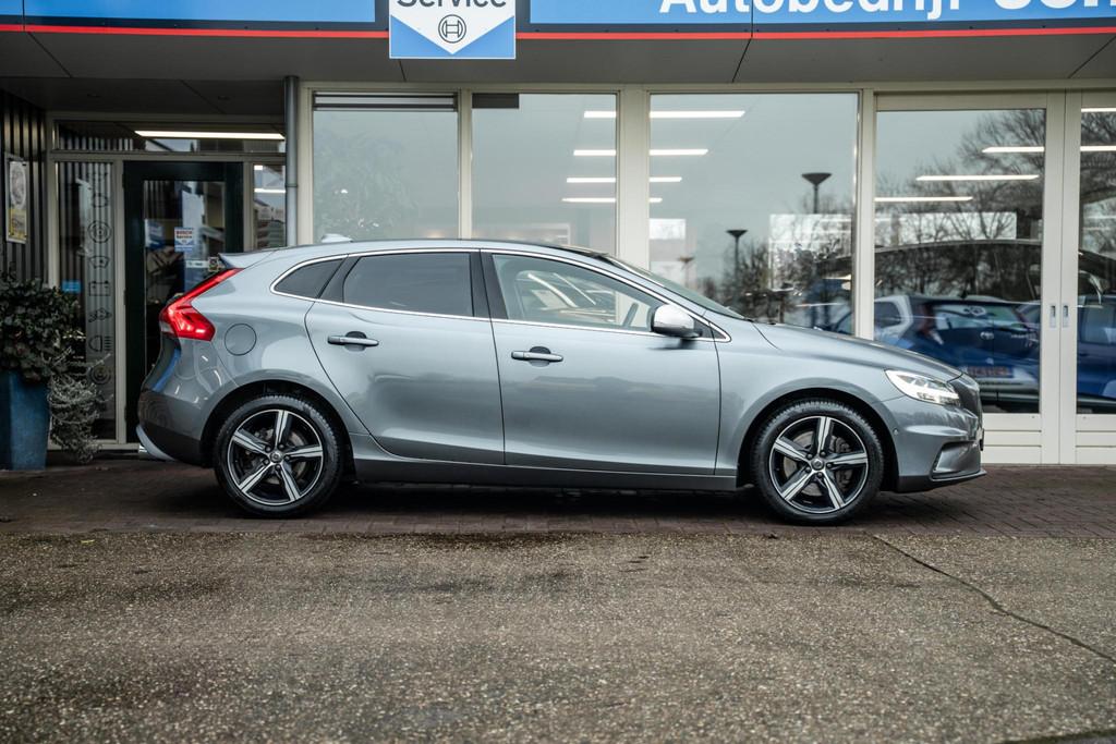 Volvo V40 1.5 T3 Kinetic, Auto's, Volvo, 12 maanden, Stof, Euro 6, 4 cilinders
