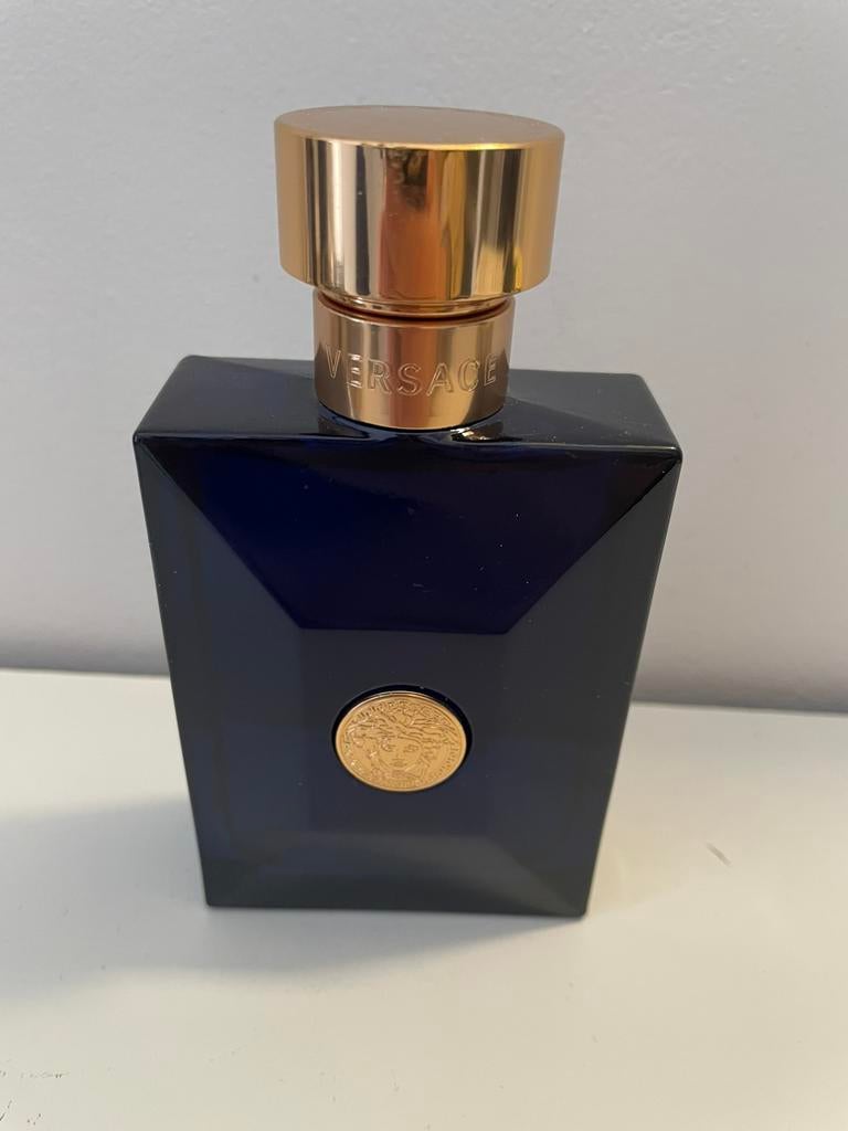 Versace Dylan Blue Pour Homme Eau de Toilette 95/100 ml, Sieraden, Tassen en Uiterlijk, Uiterlijk | Parfum, Ophalen of Verzenden