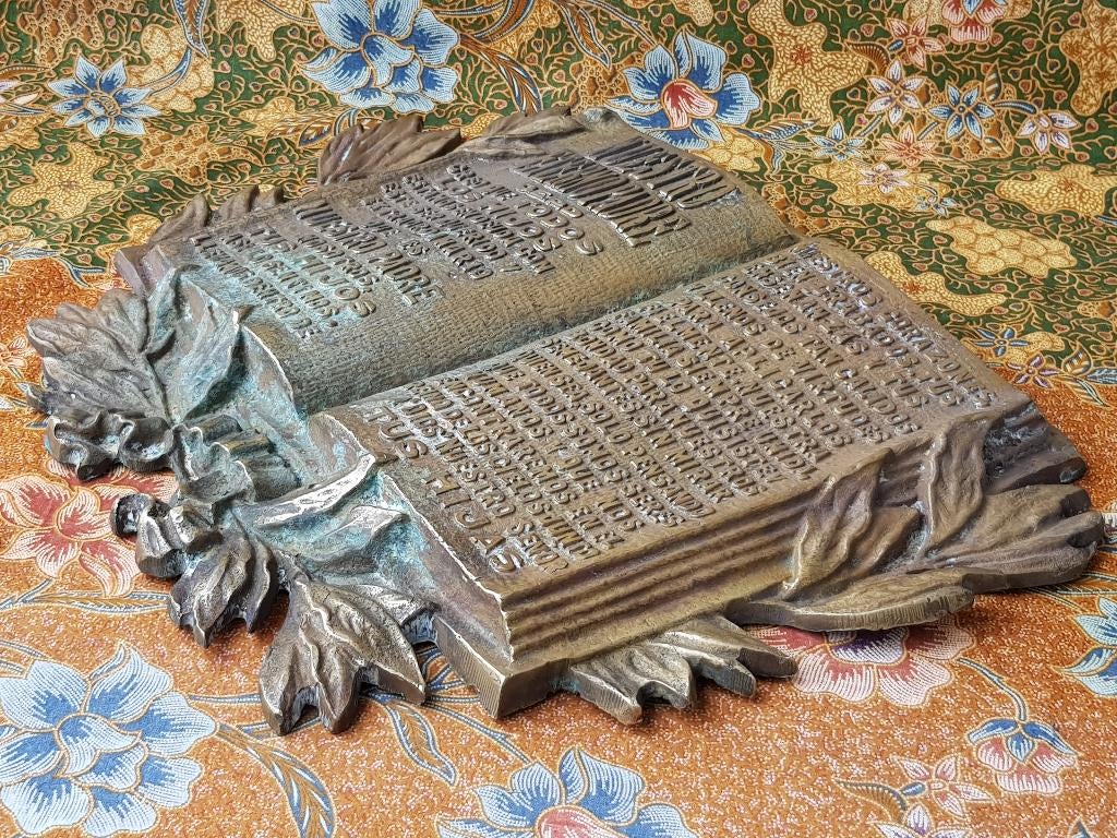 Mooie zware antieke graf plaquette uit Spanje van brons., Ophalen of Verzenden, Brons