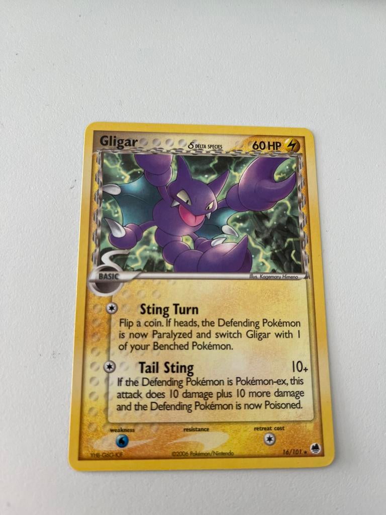Gligar,  Pokémon Kaart - 16/101 Dragon Frontiers, Ophalen of Verzenden, Zo goed als nieuw, Losse kaart