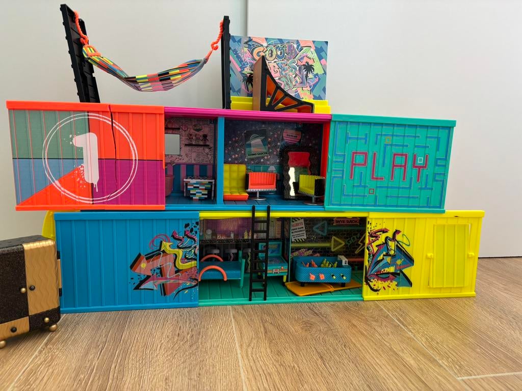 LOL Surprise Clubhuis, Ophalen, Zo goed als nieuw, Poppenhuis