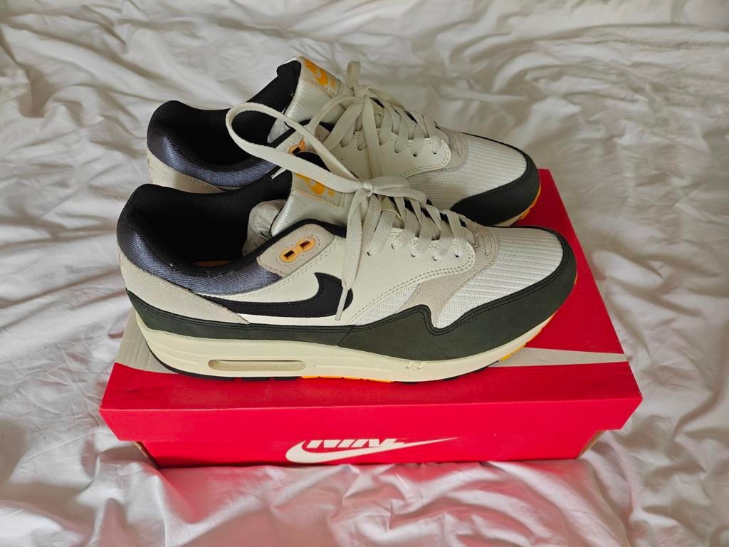 Nike Air Max 1 Maat 44, Kleding | Heren, Schoenen, Ophalen of Verzenden, Overige kleuren