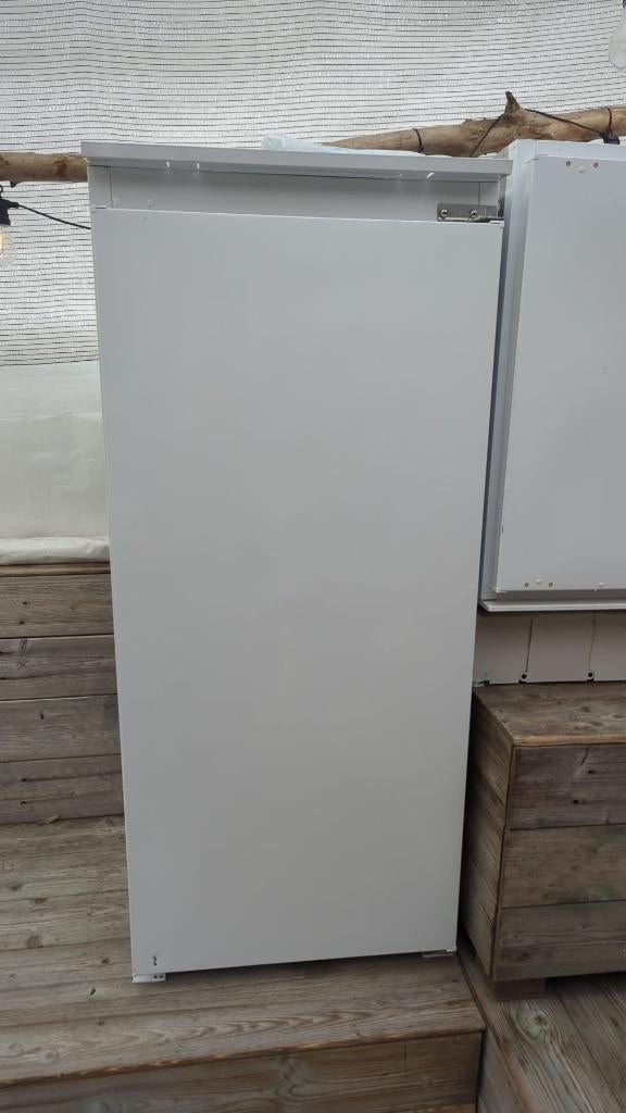 Koelkast (Defect; die vriest), Witgoed en Apparatuur, Koelkasten en IJskasten, Ophalen, 200 liter of meer, 160 cm of meer, Energieklasse A of zuiniger
