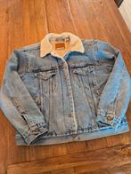 Levi's spijkerjas gevoerd met wit bont - Maat L, Kleding | Dames, Blauw, Maat 42/44 (L), Ophalen of Verzenden, Zo goed als nieuw