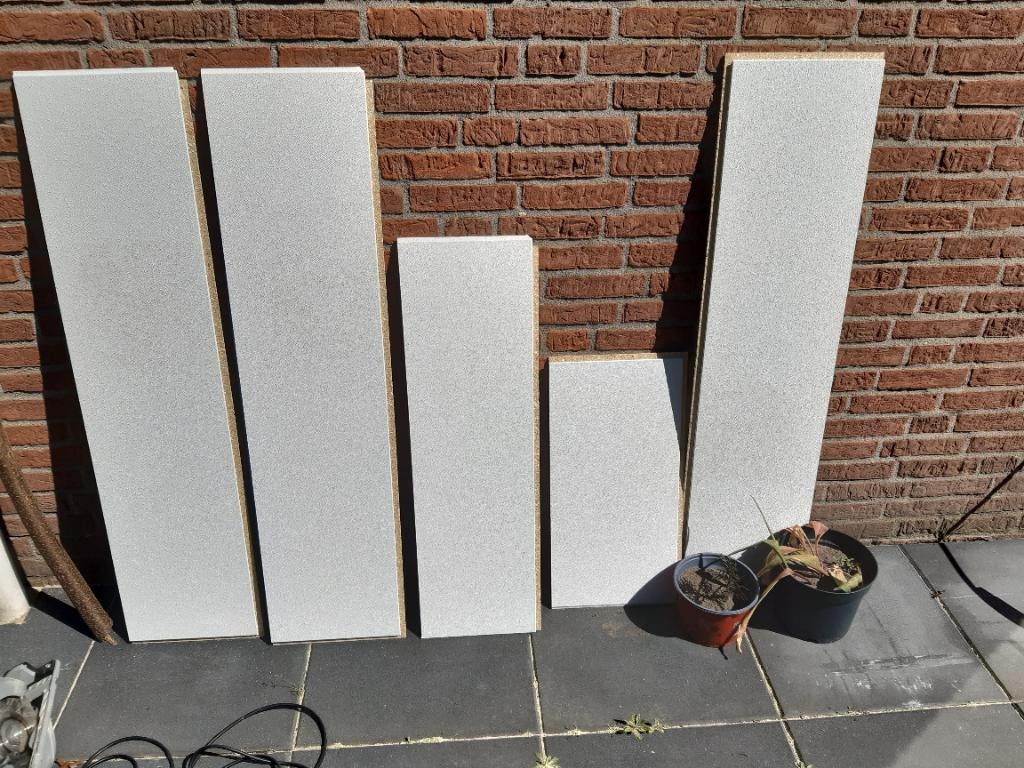 Gratis resten agnes plafondplaten / gratis hout spaanplaten, Ophalen, Nieuw, Minder dan 20 mm