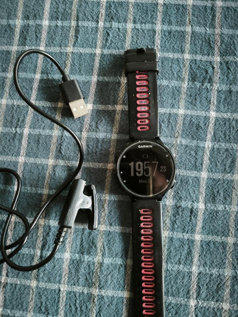 Garmin Forerunner 735xt, GARMIN, Gebruikt, Hoogte, Zwart