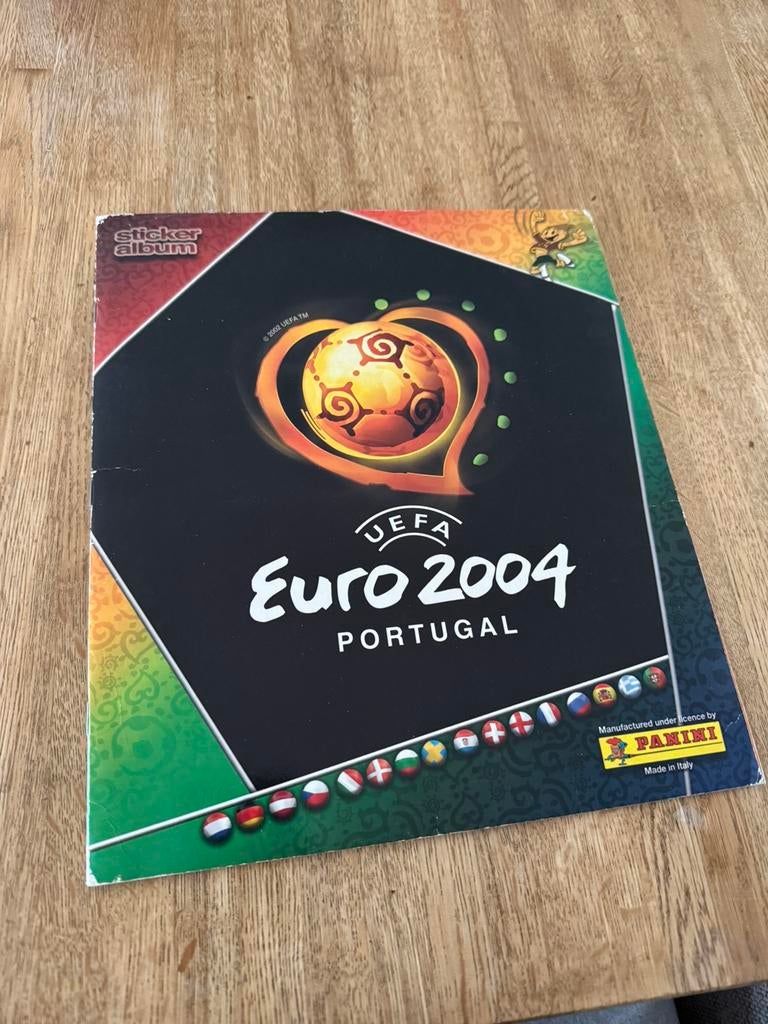 Panini Euro 2004 complete sticker album, Hobby en Vrije tijd, Stickers en Plaatjes, Ophalen of Verzenden, Zo goed als nieuw, Sticker