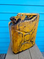Oude gele jerrycan (wo2?), Ophalen of Verzenden, Nederland