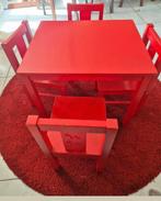 Rode kinder tafel met 4 stoeltjes, Kinderen en Baby's, Kinderkamer | Tafels en Stoelen, Ophalen