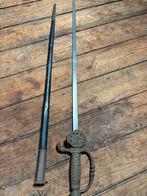 Antiek zwaard met gedetailleerd handvat uit Teheran, Verzamelen, Ophalen, Gebruikt
