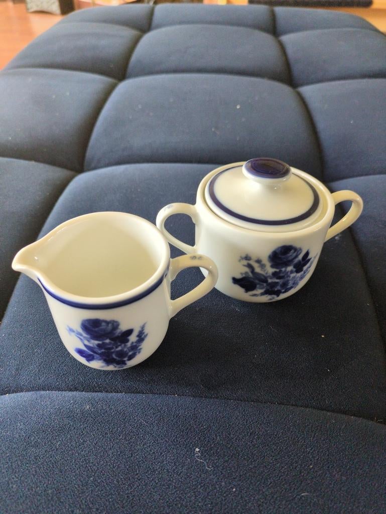 Mosa Douwe Egberts suikerpot en melkkannetje, Huis en Inrichting, Keuken | Servies, Ophalen of Verzenden