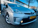 Toyota Prius 1.8 Business Hybrid NAVI HALF LEDER CAM HEAD UP, Auto's, Toyota, Euro 5, Gebruikt, 1340 kg, 4 cilinders