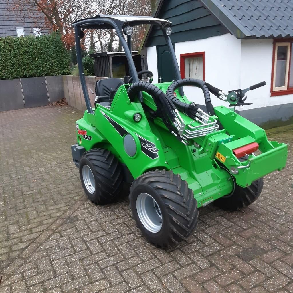 Avant minishovel 423 demo, Ophalen, Info@avant.eu, Avant benelux, Wiellader of Shovel
