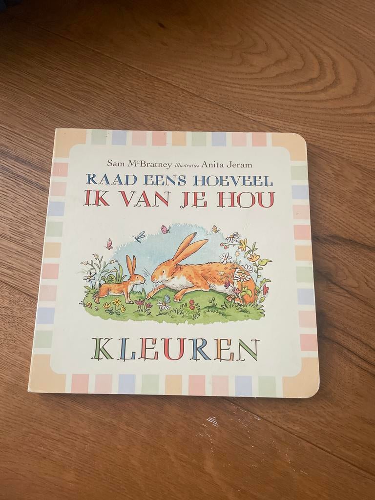 Raad eens hoeveel ik van je hou - Kleuren, Boeken, Kinderboeken | Baby's en Peuters, Ophalen, Zo goed als nieuw, 2 tot 3 jaar