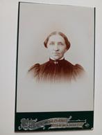 CDV Den Haag Vrouw, Verzamelen, Foto's en Prenten, Gebruikt, Foto, Ophalen of Verzenden, Voor 1940