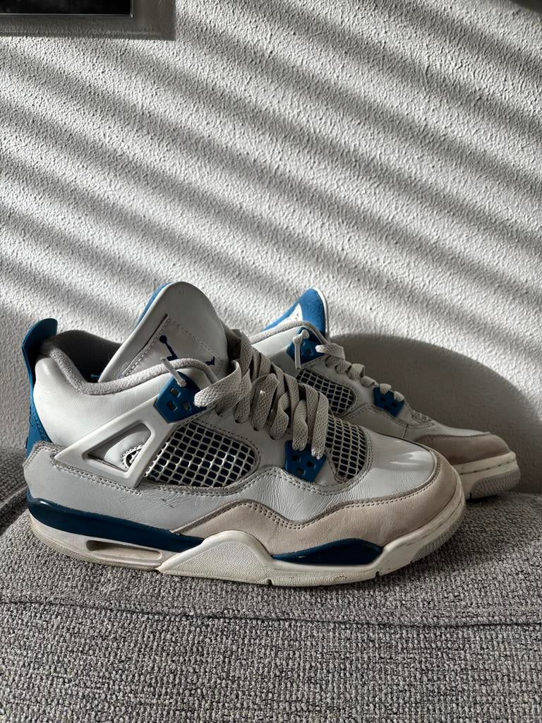 Air Jordan 4 Retro Military Blue (2024) maat 40, Wit, Ophalen of Verzenden, Sneakers of Gympen, Gedragen