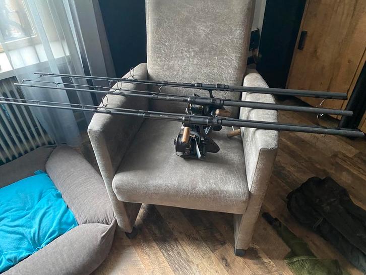 Karper set fox sonic korda, Watersport en Boten, Hengelsport | Karpervissen, Zo goed als nieuw, Complete set, Ophalen