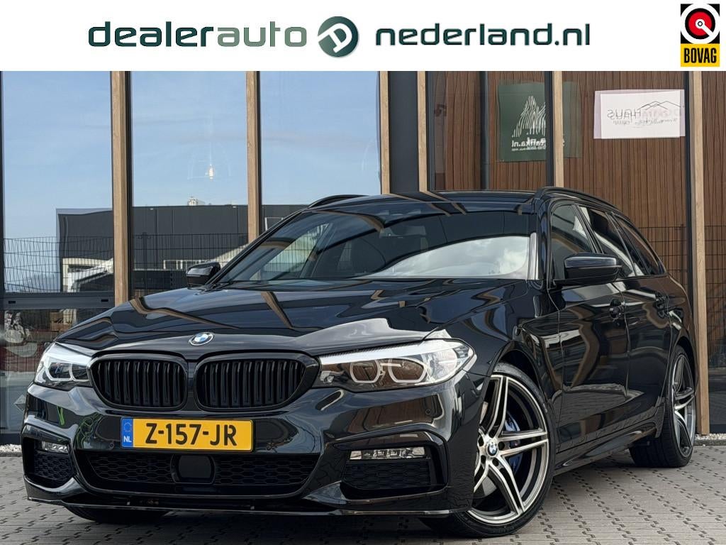 BMW 5 Serie Touring 540i xDrive Executive | M-sport | Camera, Auto's, Gebruikt, Euro 6, 2000 kg, Alcantara