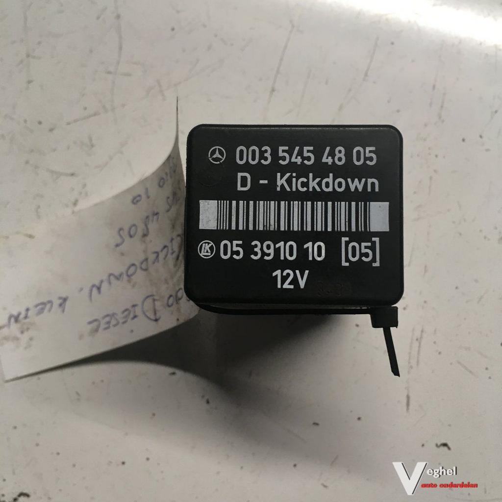 Mercedes W124 Kickdown Relais 003 545 4805, Auto-onderdelen, Elektronica en Kabels, Gebruikt, Ophalen of Verzenden