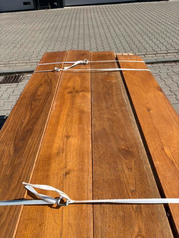 47 m2 massief eiken parketvloer 17 cm breed 22 mm dik beschikbaar voor biedingen