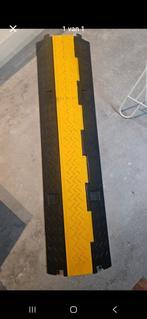 Kabelgoot voor Elektrische Auto, Ophalen