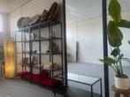 Vittsjo set – 2 stellingkasten, salontafel en bureau (IKEA), Huis en Inrichting, Kasten | Stellingkasten, Ophalen, Zo goed als nieuw