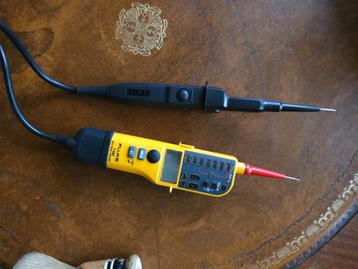 FLUKE digitale tweepolige spanningstester FLUKE-T130 (duspol beschikbaar voor biedingen