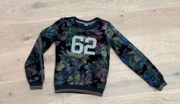 Like Flo sweater maat 140 beschikbaar voor biedingen