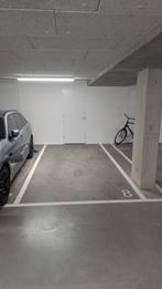 Parkeerplaats te huur Amsterdam Spaklerweg, Huizen en Kamers, Garages en Parkeerplaatsen, Amsterdam