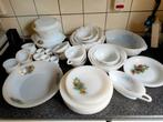 Vintage Arcopal servies "Fruits De France" 42 delen., Huis en Inrichting, Ophalen, Gebruikt, Glas, Overige stijlen