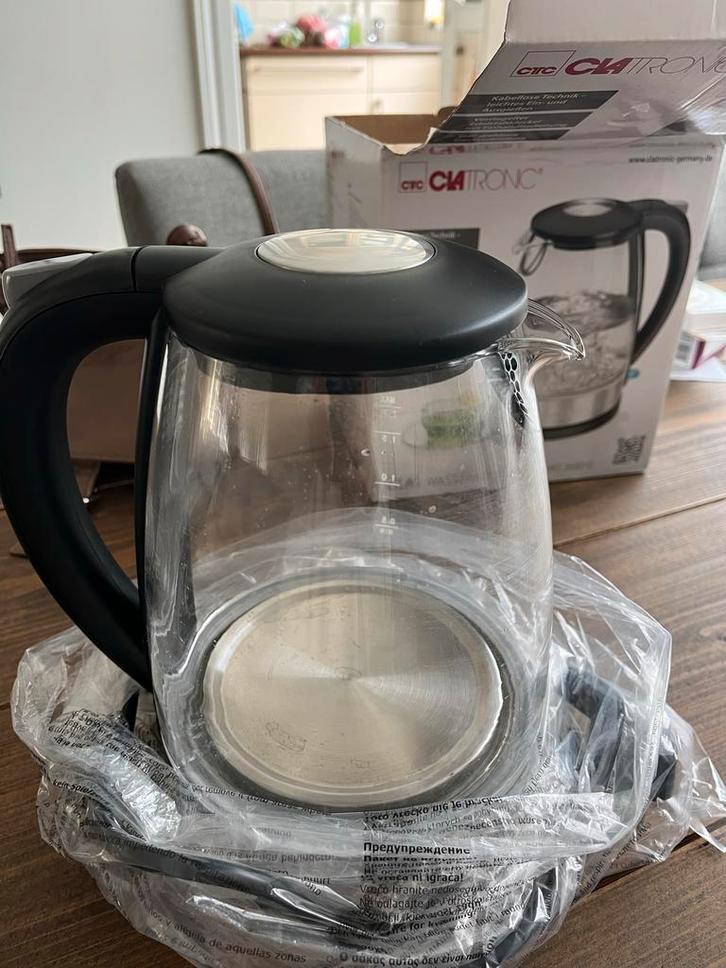 Clatronic Waterkoker, Witgoed en Apparatuur, Waterkokers, Gebruikt, 1 tot 2 liter, Draadloos, Ophalen of Verzenden