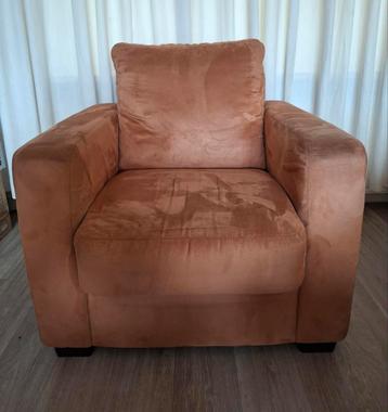 GRATIS camel kleurige fauteuil  beschikbaar voor biedingen