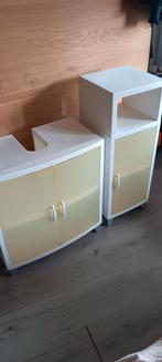 GRATIS 2 badkamer kastjes, Huis en Inrichting, Badkamer | Badkamermeubels, Ophalen, (Half)hoge kast, Gebruikt, 50 tot 100 cm