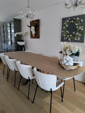 Nieuwe Deens ovale eettafel 300x105cm beschikbaar voor biedingen