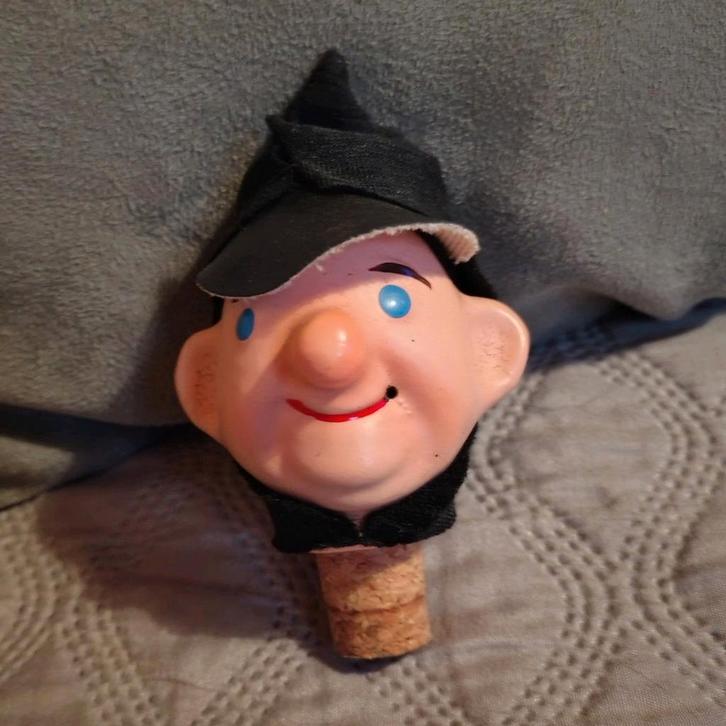 Flessenstopper/kurk Tsjechië soldaat svjek ('40/50), Antiek en Kunst, Curiosa en Brocante, Ophalen of Verzenden