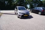 Toyota Yaris 1.5 Hybrid Lease CAMERA CLIMA CRUISE NAVI, Gebruikt, Euro 6, 4 cilinders, Bruin