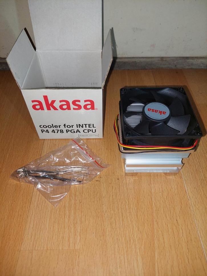 Akasa CPU Koeler Socket 478 - Nieuw!, Computers en Software, Computerkoelers, Nieuw, Luchtkoeling, Ophalen of Verzenden