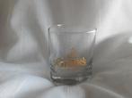GRANTS glas, driehoekig, gouden logo, Ophalen of Verzenden, Zo goed als nieuw, Borrel- of Shotglas
