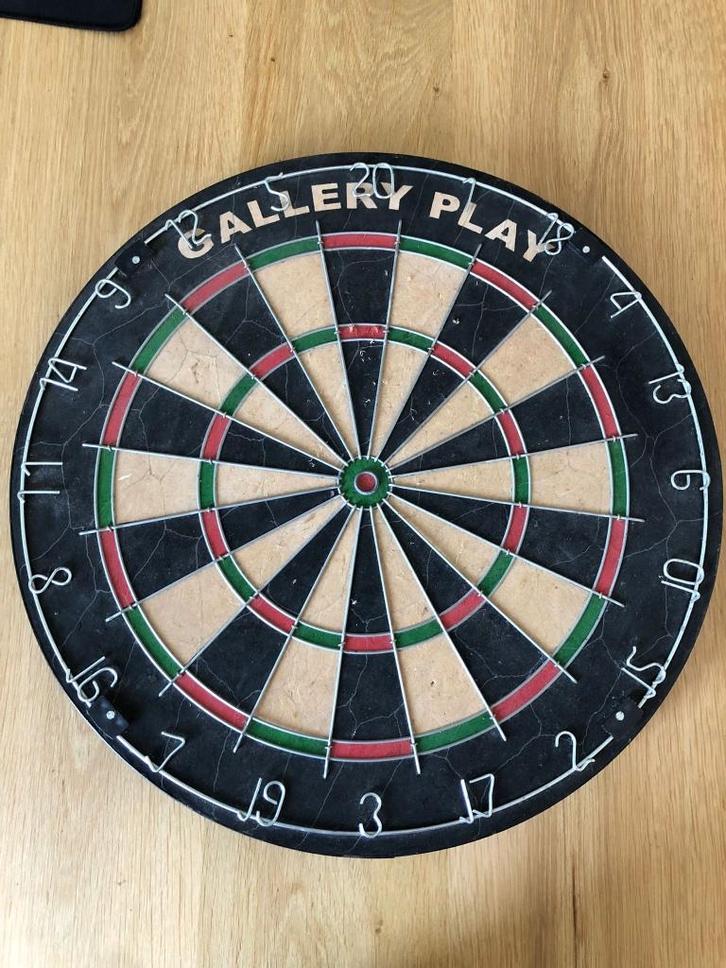 Dartbord, Sport en Fitness, Darts, Gebruikt, Dartbord, Ophalen