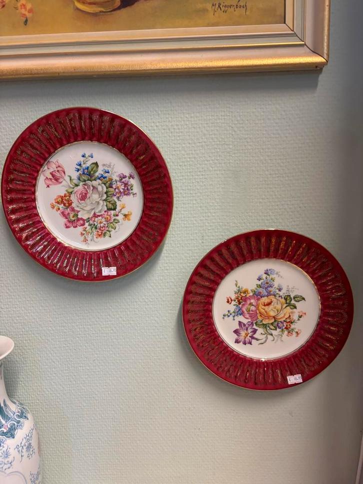 Antieke Wandborden met Gouden Accenten, Huis en Inrichting, Woonaccessoires | Schalen en Manden, Gebruikt, Schaal, Rond, Porselein of Keramiek