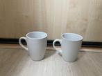 2 witte koffiemokken, Gebruikt, Ophalen of Verzenden, Overige stijlen, Kop(pen) en/of Schotel(s)
