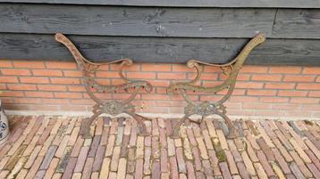 Gietijzeren tuinbank set beschikbaar voor biedingen