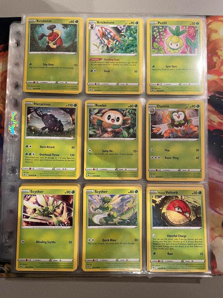 Pokemon Sword&Shield ASTRAL RADIANCE (set van 81 kaarten), Hobby en Vrije tijd, Verzamelkaartspellen | Pokémon, Zo goed als nieuw